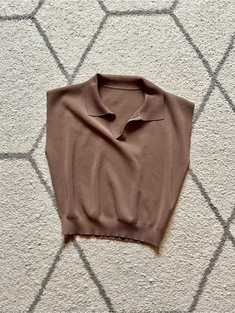 Sleeveless Polo Knit Top in Brown